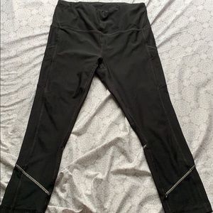workout pants with side pockets